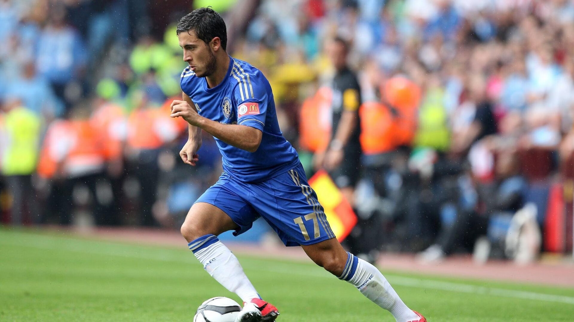 F1街道赛之夜，维尼修斯打出生涯之夜，速度与激情的双重奏