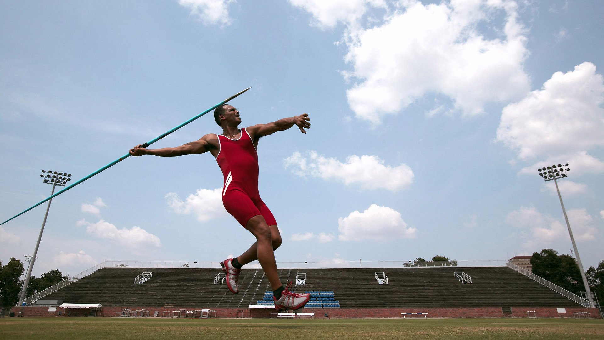 铁血与诗，布伦森如何用一场德甲巅峰战，定义瞬时的艺术与漫长的燃烧